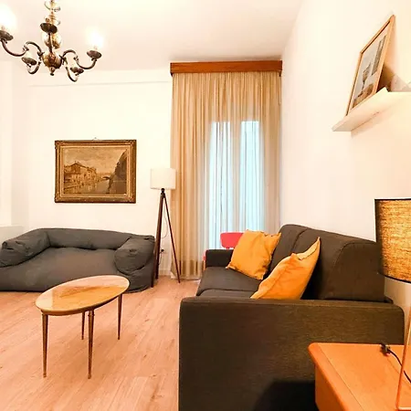 Exclusive & Cosy 3-bedroom By San Siro Stadium & Metro Pensión *