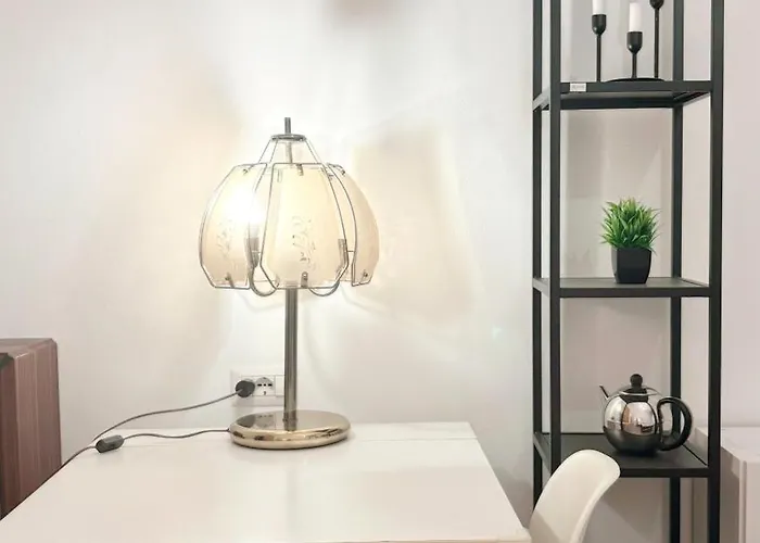 Exclusive & Cosy 3-bedroom By San Siro Stadium & Metro * ميلان